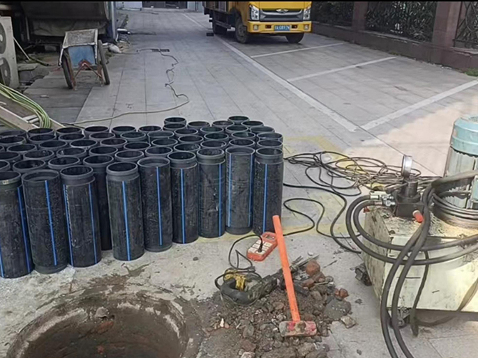 星沙PE置换管厂家 DN315置换管 非开挖管短管置换